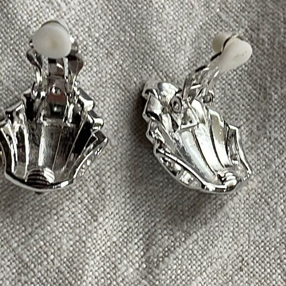 Vintage Nina Ricci Avon collab clip earrings enamel rhinestones - Picture 3 of 6